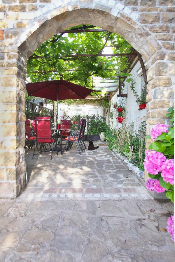Cozy Istrian House Pensionat Izola Exteriör bild